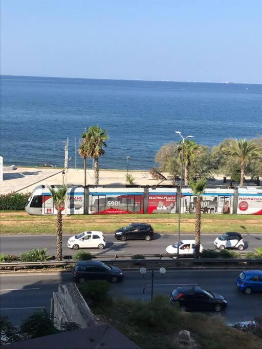 Finer Things Flisvos Beach Condo In Palaio Faliro Athens Exterior photo