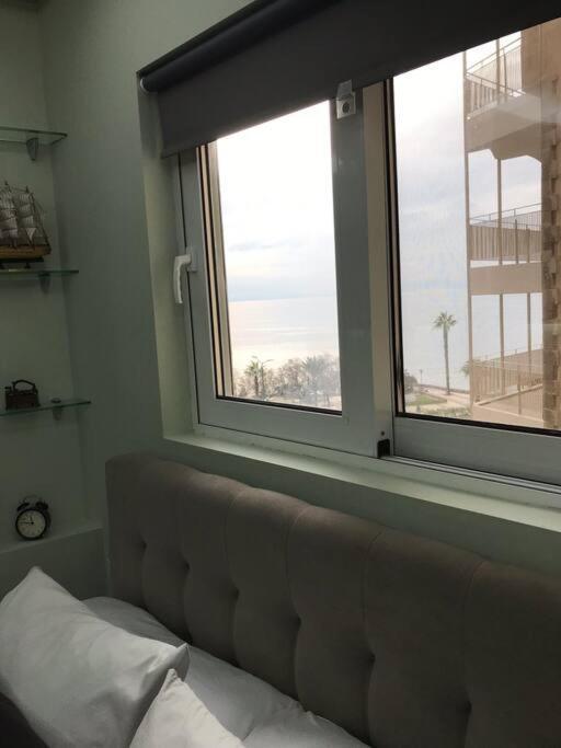 Finer Things Flisvos Beach Condo In Palaio Faliro Athens Exterior photo